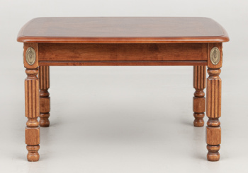 Cтаринный кофейный столик код. RM62931