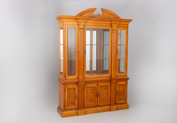 Старинная витрина код. RM38672