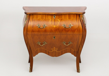 Старинный комод код. RM47127