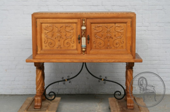 Антикварный комод код. BE5885