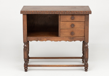 Старинная тумбочка код. RM64010