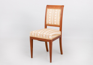 картинка Антикварный набор стульев (4 шт.) салоне старинных вещей "Шебби" являющийся официальным дистрибьютором в России и Беларуси