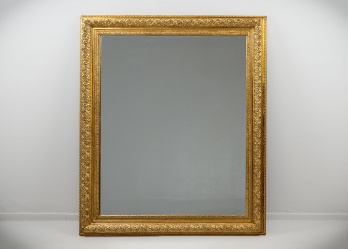 Старинное зеркало в деревянной раме код. RM4163722