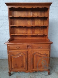 Старинный открытый буфет с резными полками и фигурными опорами код. BE4096960