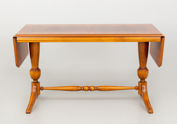 Cтаринный столик код. RM44502