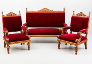 картинка Антикварный комплект мягкой мебели салоне старинных вещей "Шебби" являющийся официальным дистрибьютором в России и Беларуси