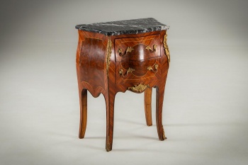 Старинный комод с мраморной столешницей и бронзовой отделкой код. RM4109108