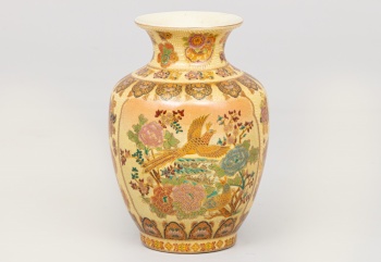 Старинная фарфоровая ваза в ориентальном стиле код. RM4100626