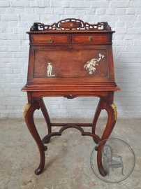 Антикварный секретер в ориентальном стиле французского краснодеревщика Gabriel Viardot код.&nbsp;BE4165502