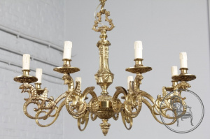 картинка Старинная люстра салоне старинных вещей "Шебби" являющийся официальным дистрибьютором в России и Беларуси