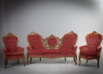 Антикварный гарнитур для гостиной с ажурной резьбой код. RM4165722