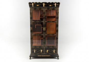 Старинный посудный шкаф код. RM13531