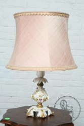 Старинная настольная лампа код. BE19511